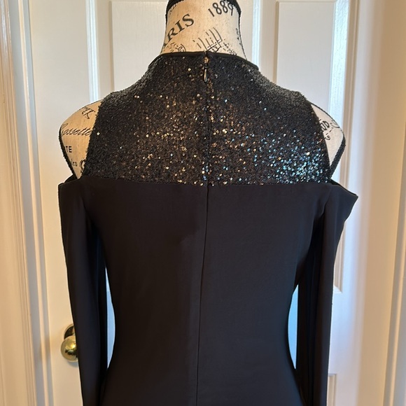 ✨🎄✨LAUREN RALPH LAUREN COLD SHOULDER LBD COCKTAIL DRESS Size 4 - Picture 7 of 12